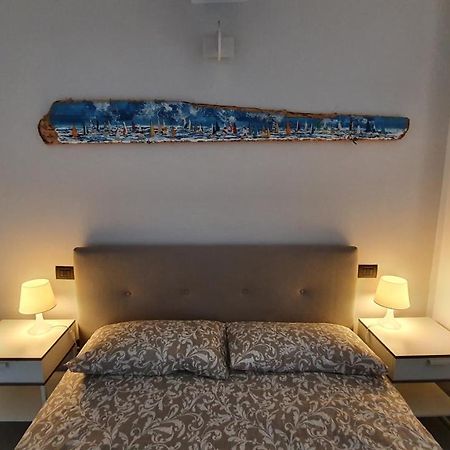 Best Flat Beachfront 卡莫利 外观 照片